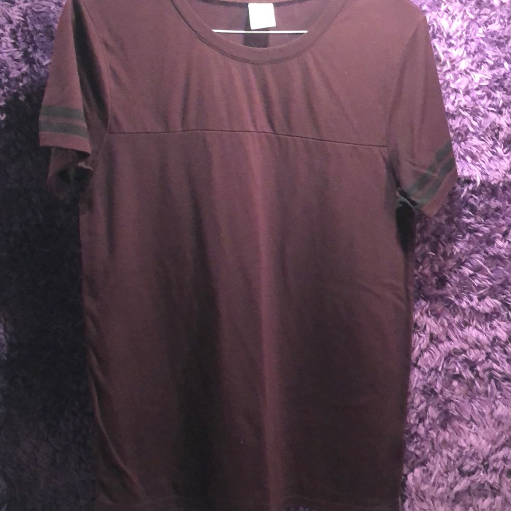 Zine: Burgundy Striped Sleeve Tee